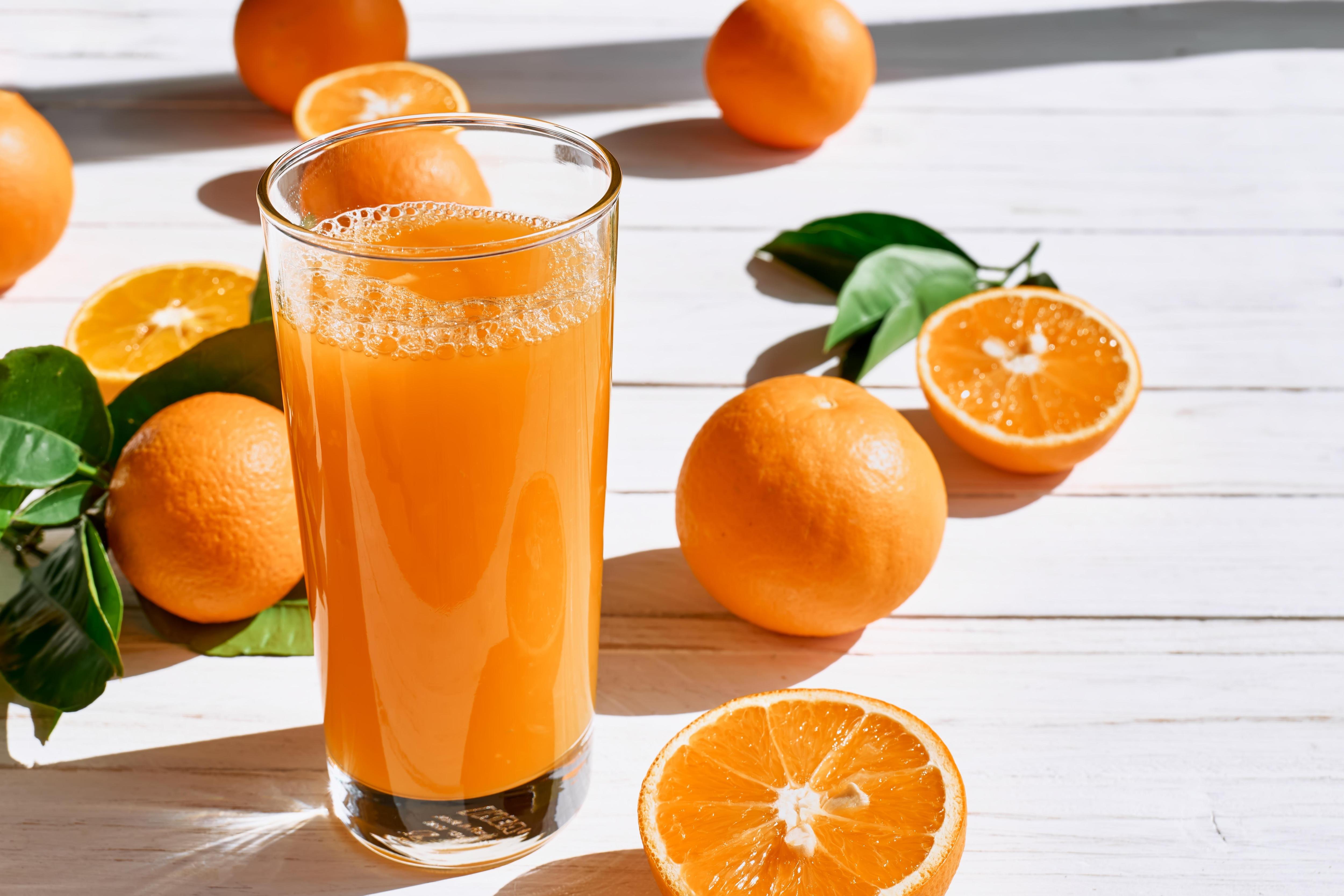 Апельсиновый свежевыжатый сок