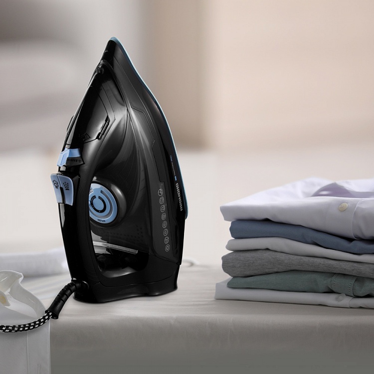 Утюг REDMOND RI-C247 - фото 7 - купить в интернет-магазине Редмонд